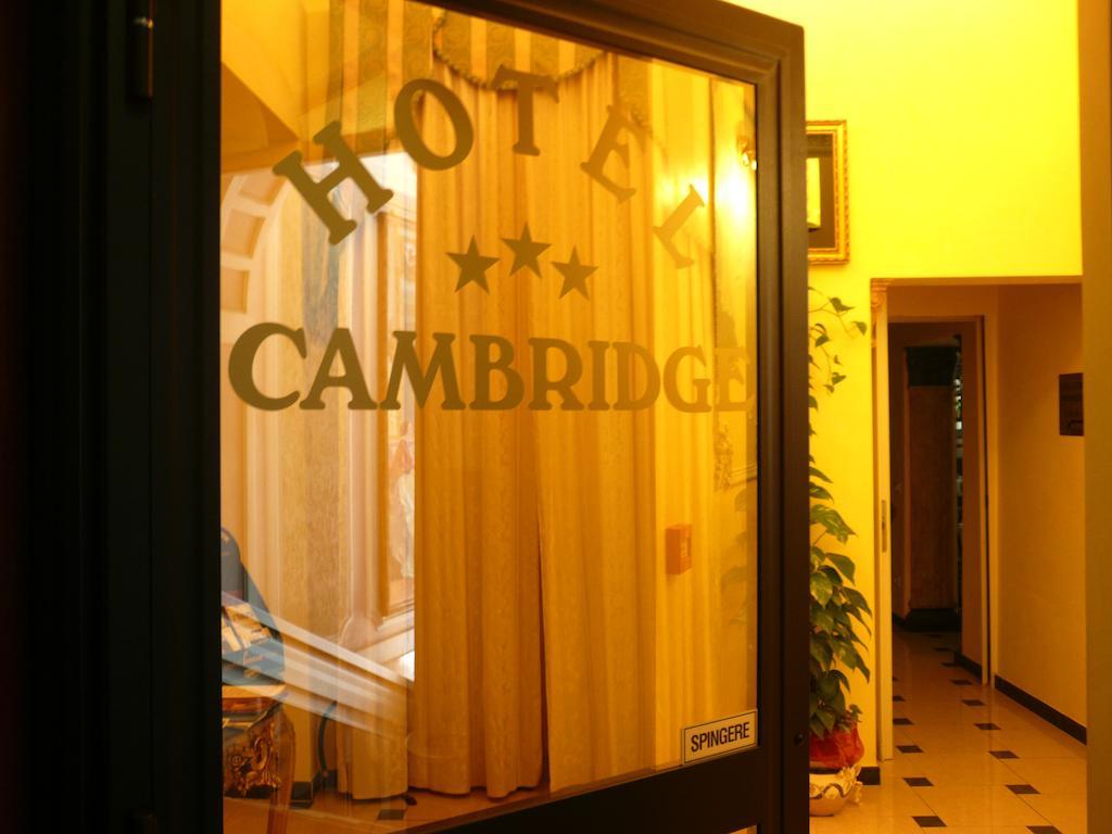 Cambridge Hotel Rome Extérieur photo